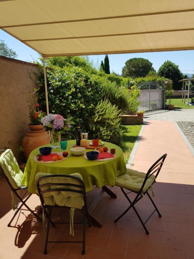 Il Casale Apartment Lucca Bagian luar foto